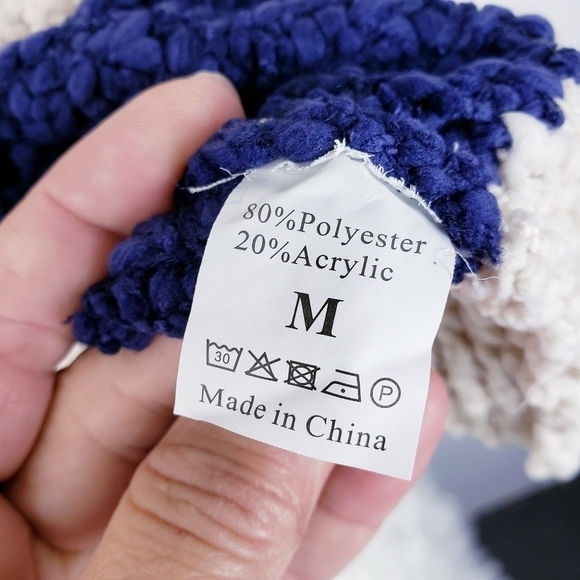 CHUNKY Knit‎ Blue and Cream V-Neck Stripe Sweater … - Picture 3 of 6